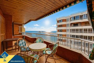 Pis a El Acequión. Apartamento con piscina comunitaria, en la provincia de alicante