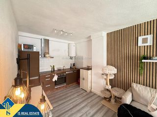 Dúplex a Nueva Torrevieja. Apartamento dúplex reformado con terraza, en la provincia de ali