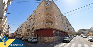 Apartament a Avenida Habaneras - Curva de Palangre. Apartamento reformado con terraza, en la provincia de alicante,