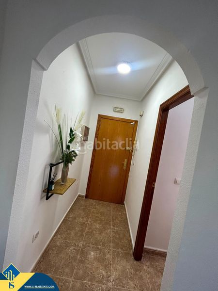 Foto ba5d9899-8346-48fa-a4d4-87aa1b9ed23e. Pis amb piscina a La Regia Orihuela