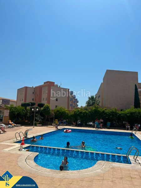 Foto fead8e9f-5d89-449d-8f77-e5103a02e405. Pis amb piscina a La Regia Orihuela