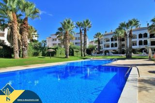 Casa a Villamartín-Las Filipinas. Bungalow con piscina comunitaria, en la provincia de alicante, e