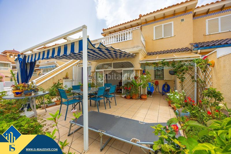 Foto 42a45877-6480-405b-8c45-4854e75602ba. Casa amb piscina a La Florida Orihuela