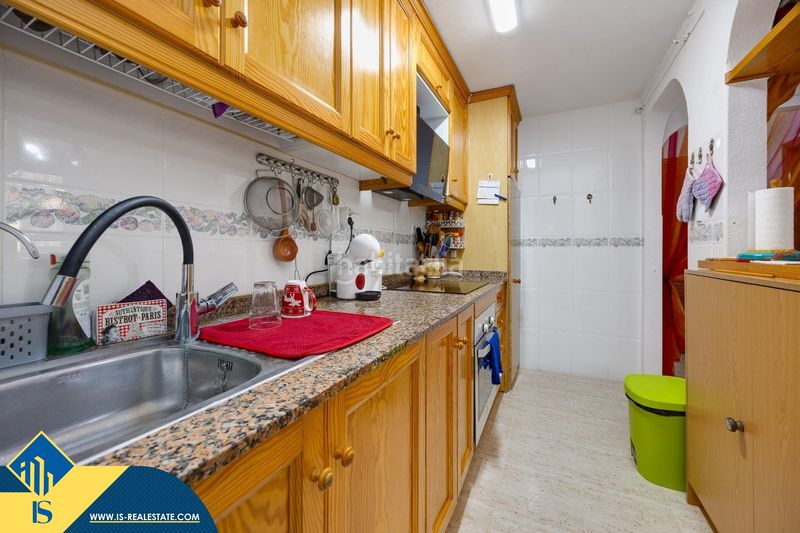 Foto 506a58ee-8959-43af-aa8d-c94537cc96e4. Casa amb piscina a La Florida Orihuela