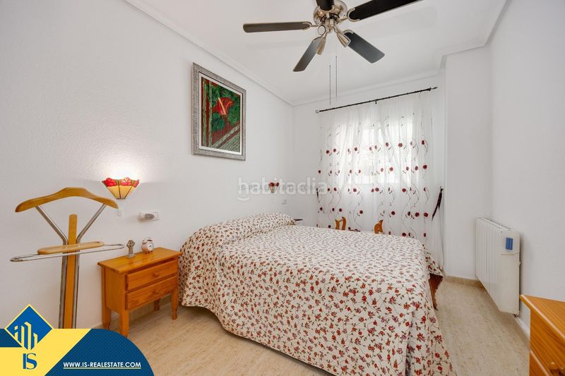 Foto a09b3793-183a-4daf-a383-30bd5a710b64. Casa amb piscina a La Florida Orihuela