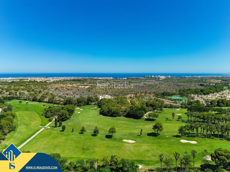 Foto d229b3c4-0ad7-4255-80eb-f71325824248. Casa amb piscina a La Florida Orihuela