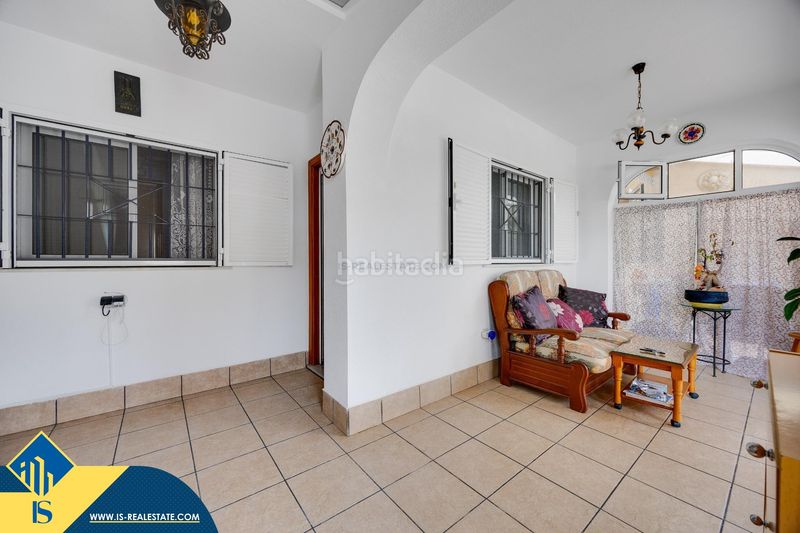 Foto d78317d4-c134-4c9e-a08f-91dcd5a2cbea. Casa amb piscina a La Florida Orihuela