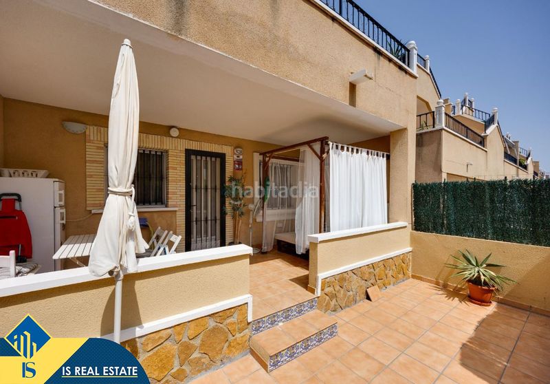 Foto 9564c7d9-485d-4261-8393-224d3c25a810. Casa amb calefacció a La Florida Orihuela
