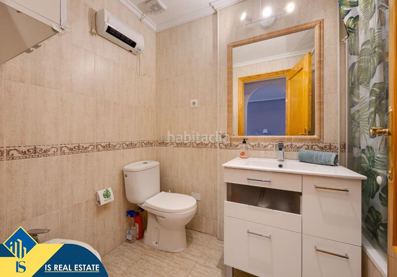 Foto 9a79d08b-b13d-4ff1-a117-aa83426e56f1. Casa amb calefacció a La Florida Orihuela