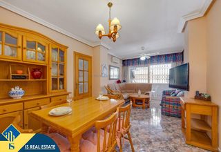 Apartment in Zona Playa del Cura. Apartamento con terraza en venta en la provincia de alicante, to