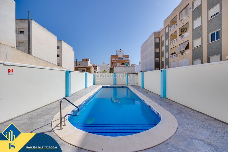 Foto 273a3544-0da3-4fad-a29d-b8d294068eec. Pis amb aparcament piscina a Centro - Muelle Pesquero Torrevieja