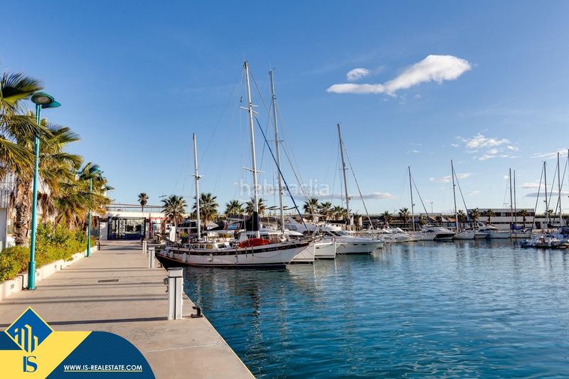 Foto 7b3f97dc-8440-4927-8173-f398e0274553. Pis amb aparcament piscina a Centro - Muelle Pesquero Torrevieja