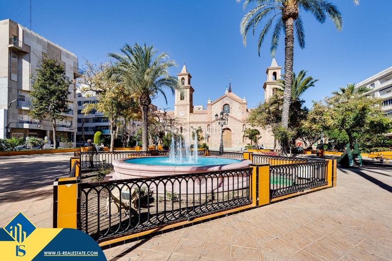 Foto f17c4203-21a2-4ff1-9335-fa3c7ffe7db7. Pis amb aparcament piscina a Centro - Muelle Pesquero Torrevieja