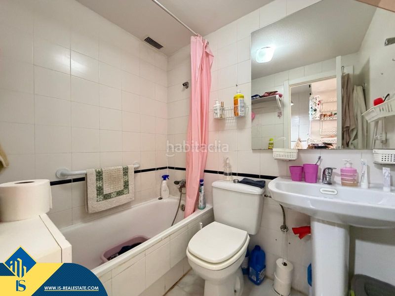 Foto 329f5198-1c5e-4097-9898-79864fc6bfa6. Casa amb piscina a Zona Carrefour - Urbanizaciones Torrevieja