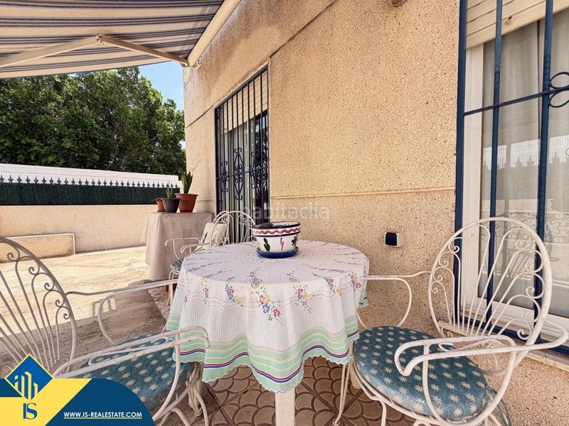 Foto 43c947e3-f00a-4aff-a553-1d78977b4a32. Casa amb piscina a Zona Carrefour - Urbanizaciones Torrevieja