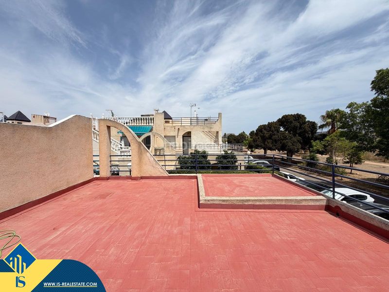 Foto 67af8f85-67b4-4670-876b-be4fd4dce233. Casa amb piscina a Zona Carrefour - Urbanizaciones Torrevieja