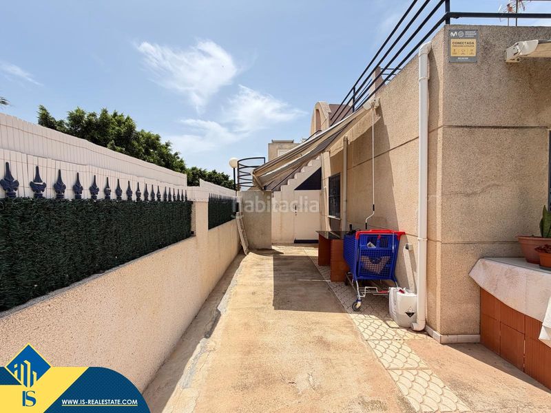 Foto 8b20c8f3-4b3b-4f02-af8e-e56e027e3cdf. Casa amb piscina a Zona Carrefour - Urbanizaciones Torrevieja