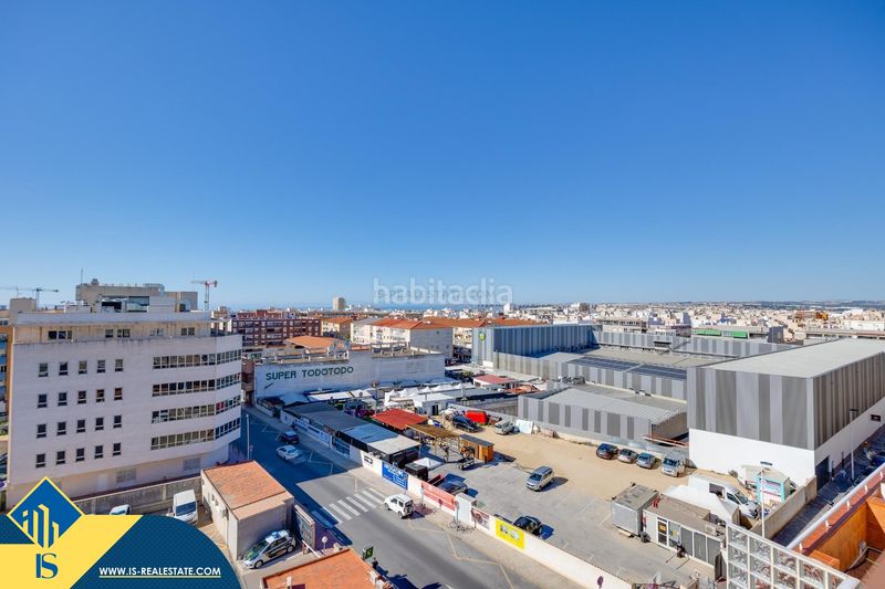 Foto acf1499f-9c2e-4c52-b2b8-15007e471ee8. Pis amb piscina a Antonio Machado Torrevieja