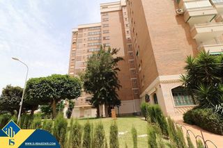 Affitto Appartamento in Campoamor. Apartamento con piscina comunitaria, en la provincia de alicante