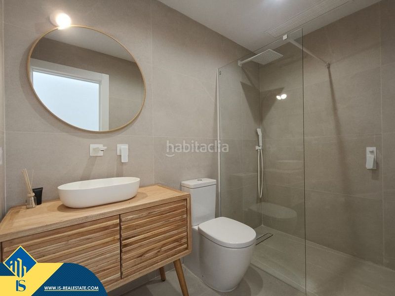 Foto a0e054f6-c871-4232-b386-e3daf47119ae. Xalet amb piscina a Zona Carrefour - Urbanizaciones Torrevieja