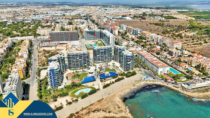 Foto ae35db31-5d76-44df-a31f-27e0f1757fc4. Pis amb piscina a La Zenia Orihuela