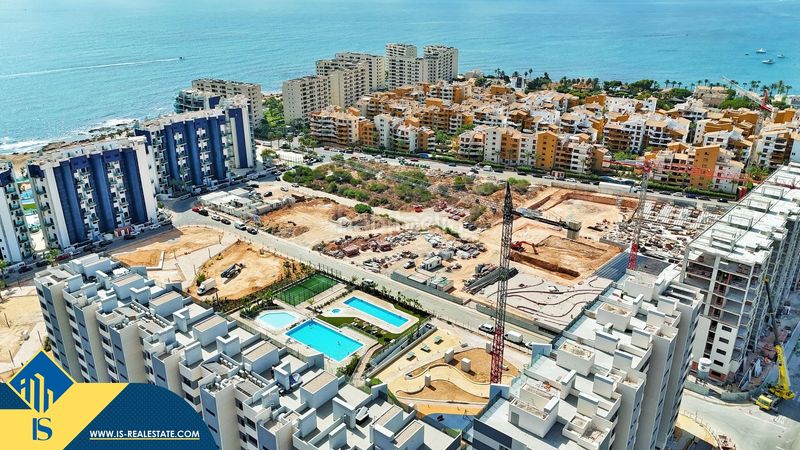 Foto e4c2bbc7-43d4-4864-8336-d5f0767332bb. Pis amb piscina a La Zenia Orihuela