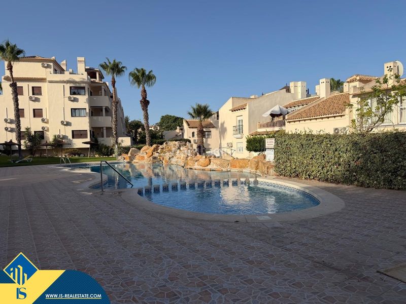 Foto f6021735-6c86-4bd0-abee-dba170a23852. Àtic amb aparcament piscina a Lomas de Campoamor - Las Ramblas Orihuela