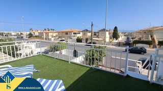 Maison à La Florida. Casa reformada con terraza, en la provincia de alicante, en orih
