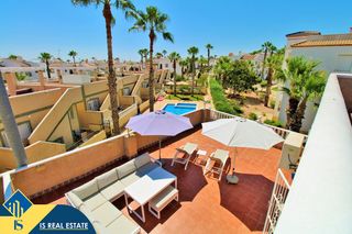 Appartement à Villamartín-Las Filipinas. Apartamento reformado con piscina comunitaria, en la provincia d