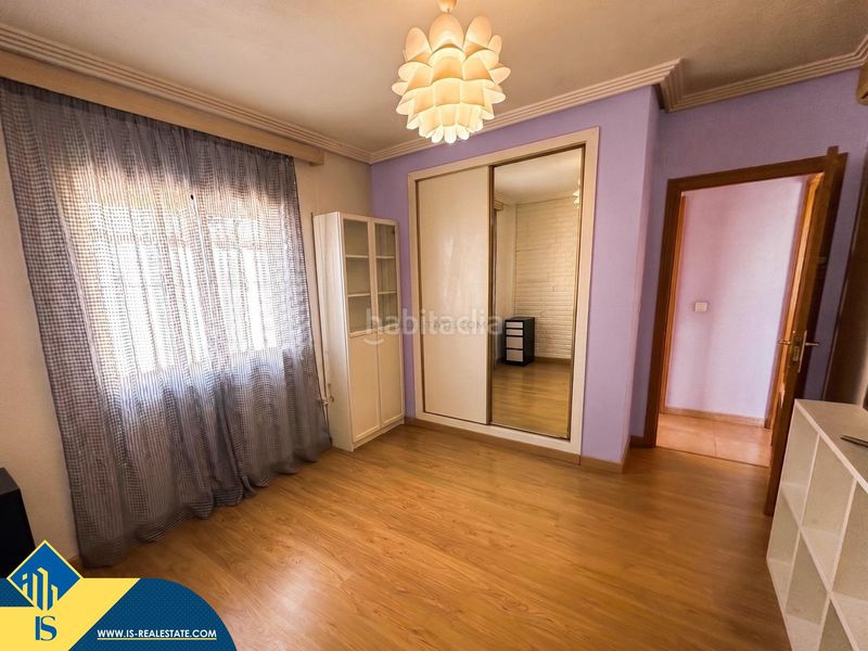 Foto b3bf3d6b-c3dc-4f9d-9374-4905a4e3d91d. Chalet villa con piscina comunitaria, en la provincia de alicante, costa. 3 habitaciones | 183 m² | a 1,8 kilómetros del mar en Orihuela