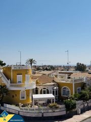 Casa a La Florida. Casa con terraza, en la provincia de alicante, en orihuela costa