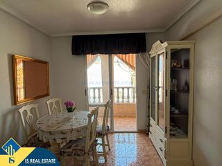 Apartamento en El Molino. Apartamento con terraza en la provincia de alicante, en torrevie