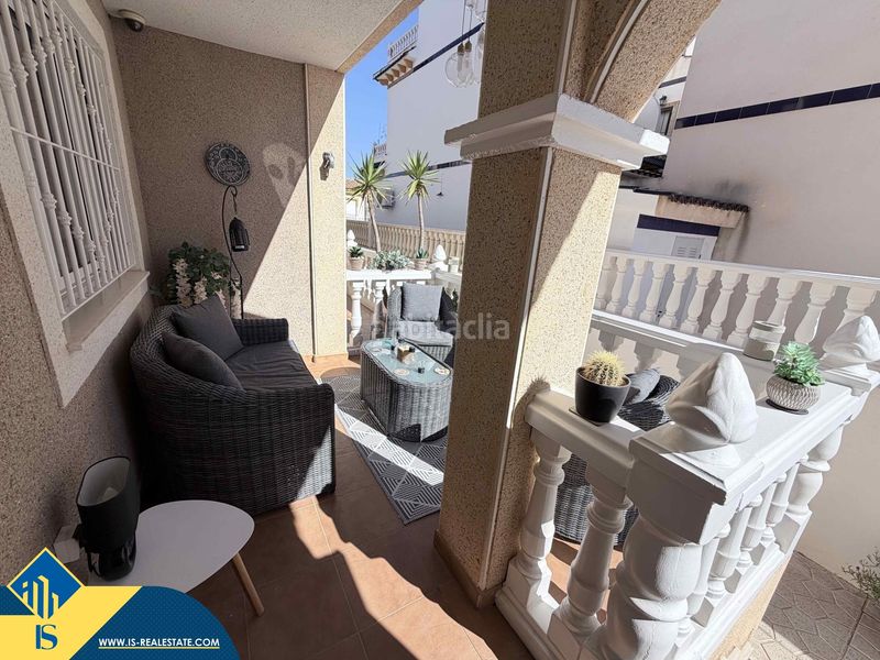 Foto 45b2be4a-5c2c-4605-87bb-81c57b2d5f4e. Casa amb aparcament piscina a La Florida Orihuela