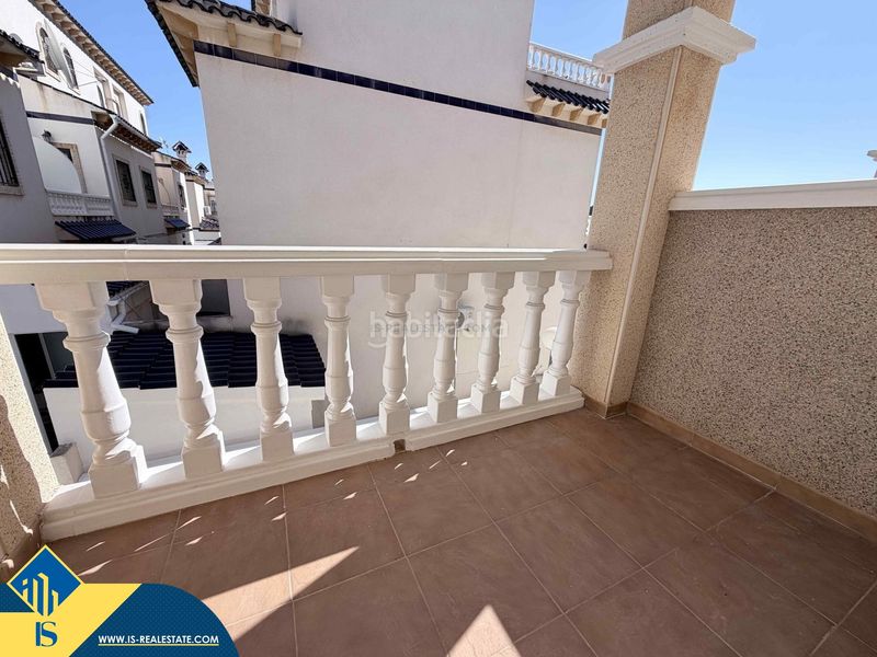 Foto 5b47cbfb-87d9-490d-8c50-0a1c751f1ceb. Casa amb aparcament piscina a La Florida Orihuela