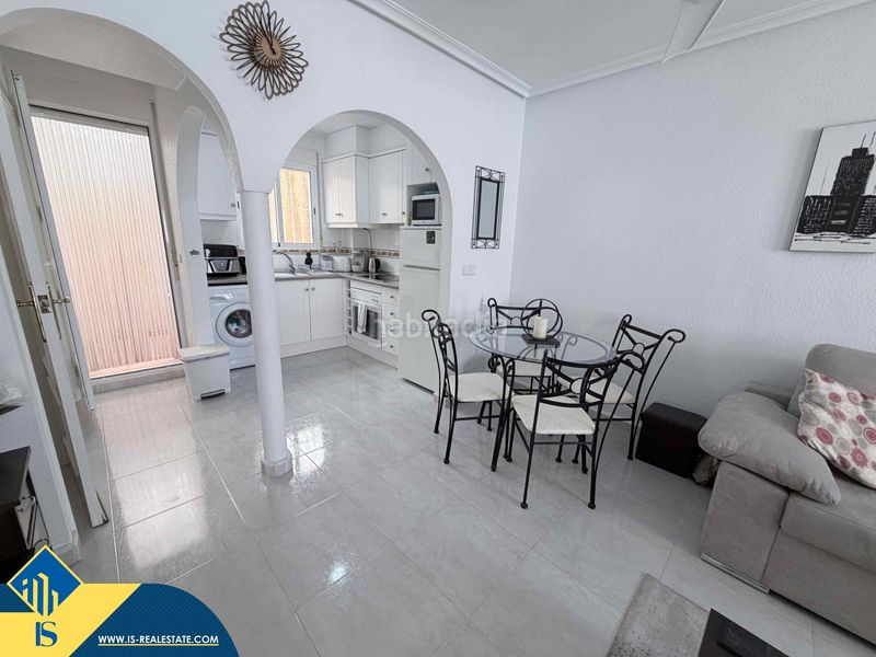 Foto 5e87cbf6-9570-45f5-9803-d004d6349aed. Casa amb aparcament piscina a La Florida Orihuela