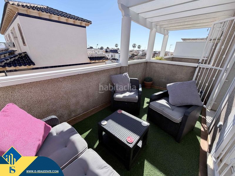 Foto 81410932-e36f-4543-ba6c-238af25a0bd4. Casa amb aparcament piscina a La Florida Orihuela