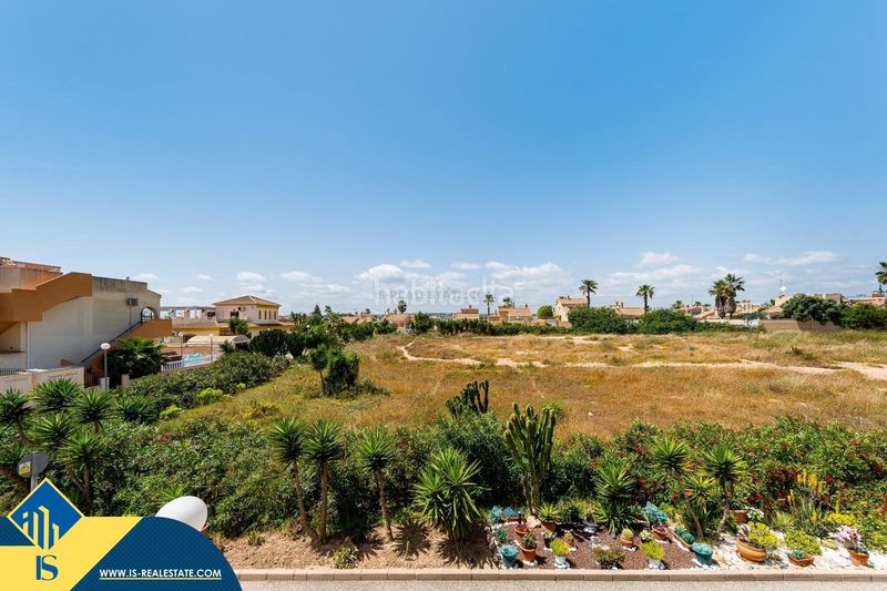 Foto 1eb7e927-866c-4615-a284-0a10d97e4fcc. Casa amb piscina a La Florida Orihuela