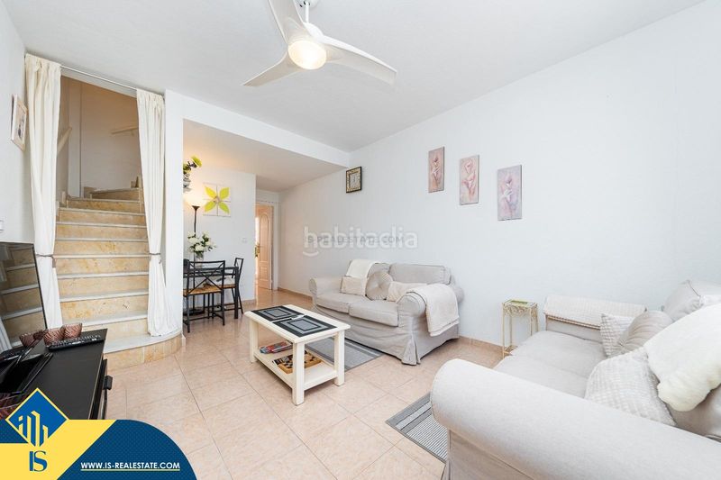 Foto ec06cbc8-294e-4f91-8e9a-1eeed5e540ce. Casa amb piscina a La Florida Orihuela
