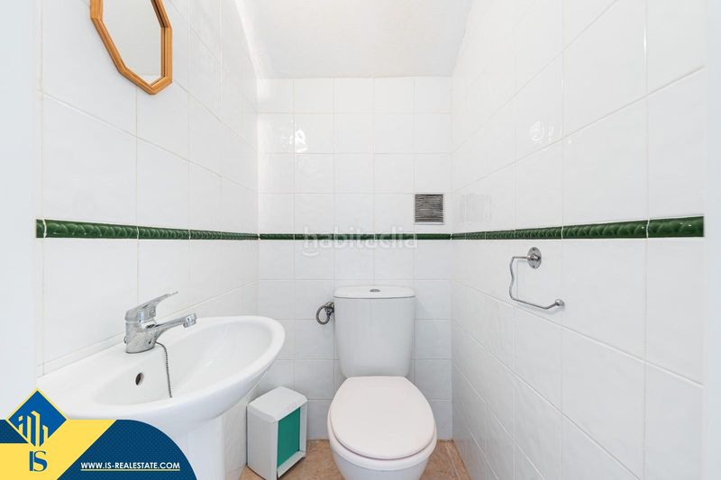Foto f0b3d5cd-47d7-42fe-b6e3-f7e880ba2889. Casa amb piscina a La Florida Orihuela