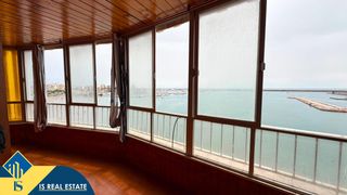 Apartamento en Centro - Muelle Pesquero. Apartamento con piscina comunitaria, en la provincia de alicante