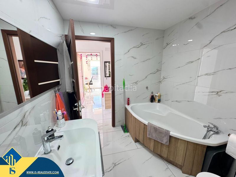 Foto a720f91f-2545-4917-affa-625d884e09e8. Pis a Zona los Frutales Torrevieja