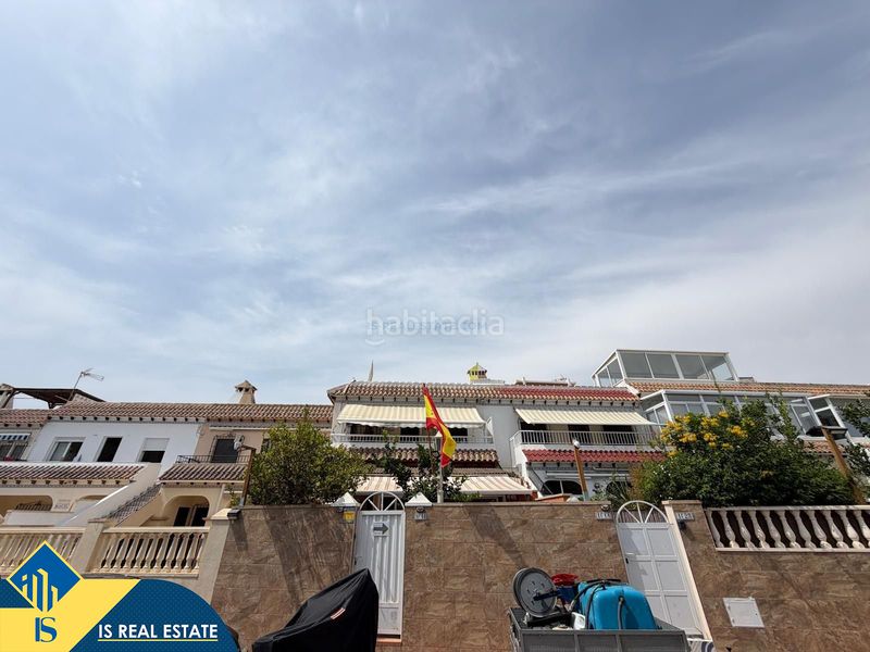 Foto 248f8c10-21d3-43ee-ad70-0da1f4602566. Casa amb calefacció a Zona los Frutales Torrevieja