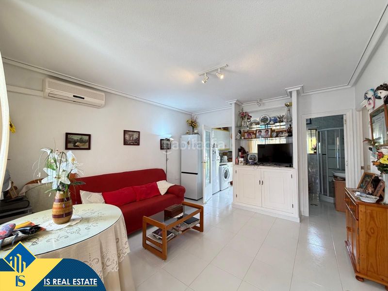 Foto 3ce80d78-7b13-4e26-85e6-f689cb44ce77. Casa amb calefacció a Zona los Frutales Torrevieja