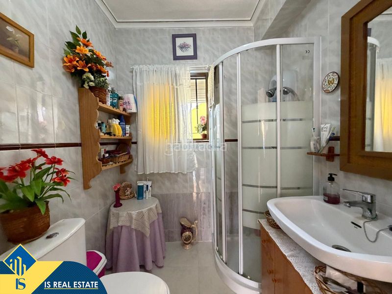 Foto 484288a5-a1d2-4a94-9006-f1c43a663959. Casa amb calefacció a Zona los Frutales Torrevieja