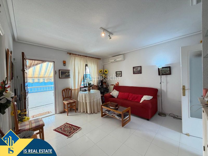 Foto 6f9f93af-0019-4f50-8bc7-43394a09a81e. Casa amb calefacció a Zona los Frutales Torrevieja