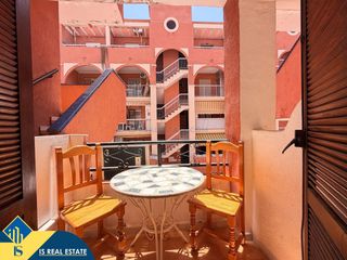 Apartamento en Gaspar Perelló. Apartamento con balcón en la provincia de alicante, en torreviej