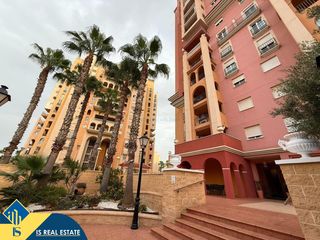 Appartement in Zona Playa de los Locos. Apartamento con piscina comunitaria en la provincia de alicante,