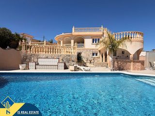 Chalet in Centro de la Ciudad Quesada. Villa con piscina privada, provincia de alicante, rojales, ciuda