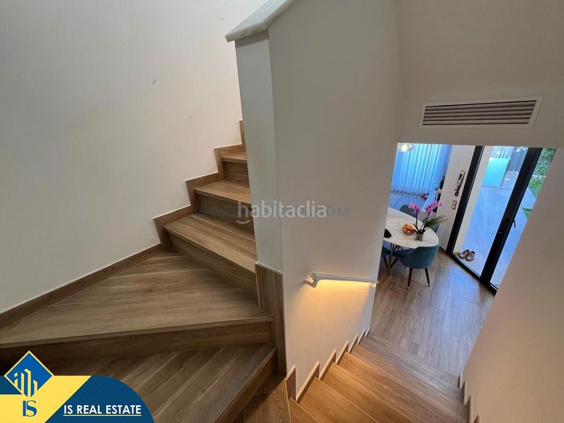Foto 105f3d83-66ed-44ee-a3a0-06d88c4d4c0a. Chalet villa con piscina privada, alicante, . 3 habitaciones | 140 m² | a 500 metros del mar en Torrevieja