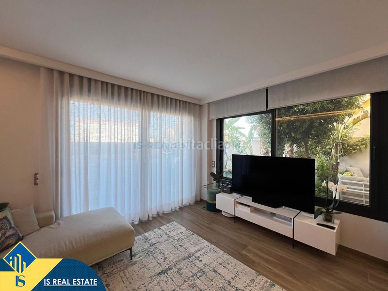 Foto 4b9b0c59-d5d0-4265-9d78-67ff329b0a00. Chalet villa con piscina privada, alicante, . 3 habitaciones | 140 m² | a 500 metros del mar en Torrevieja